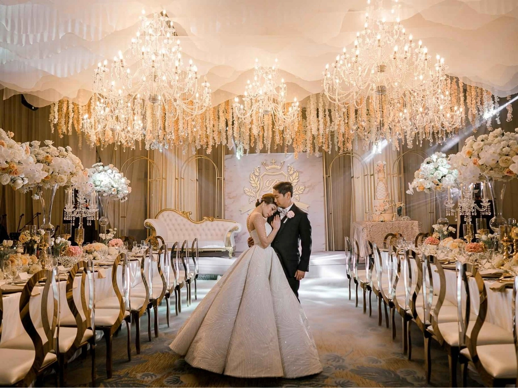 Affordable Wedding Reception Furniture