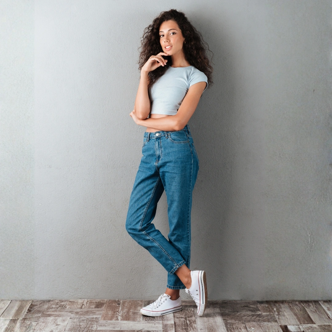 Classic High-Waist Jeans