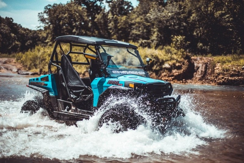 Hisun Strike 1000R Blur